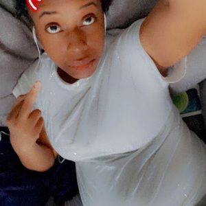 Meet your Posher, Brie